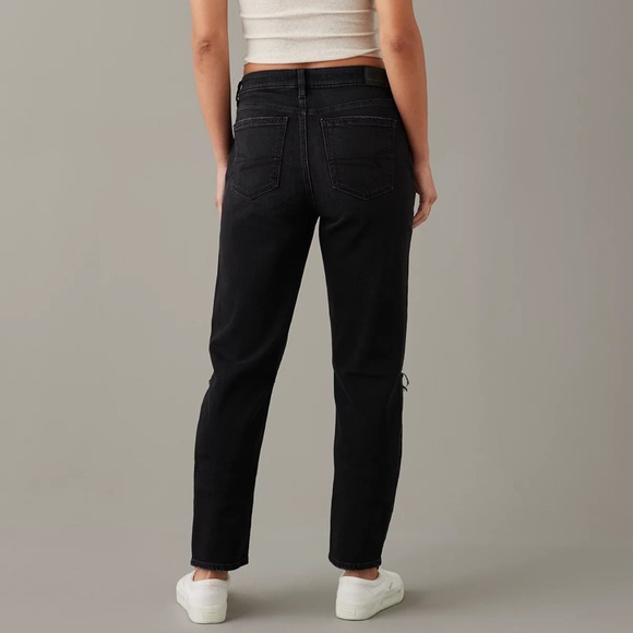American Eagle Strigid Mom Jeans Destroyed Black 14 NWT - Picture 11 of 14